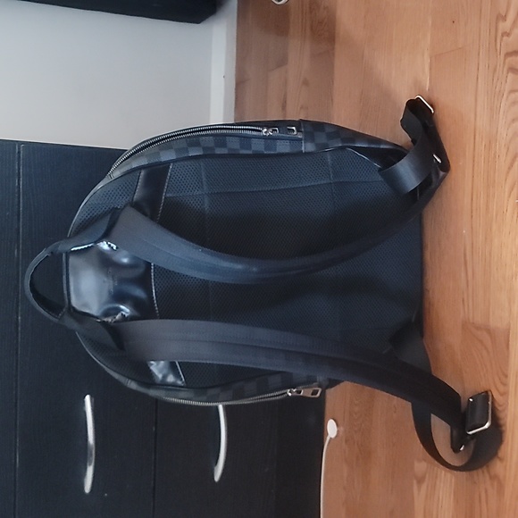 Authentic New Model Louis Vuitton Damier Graphite Canvas Michael Backpack - Picture 3 of 8